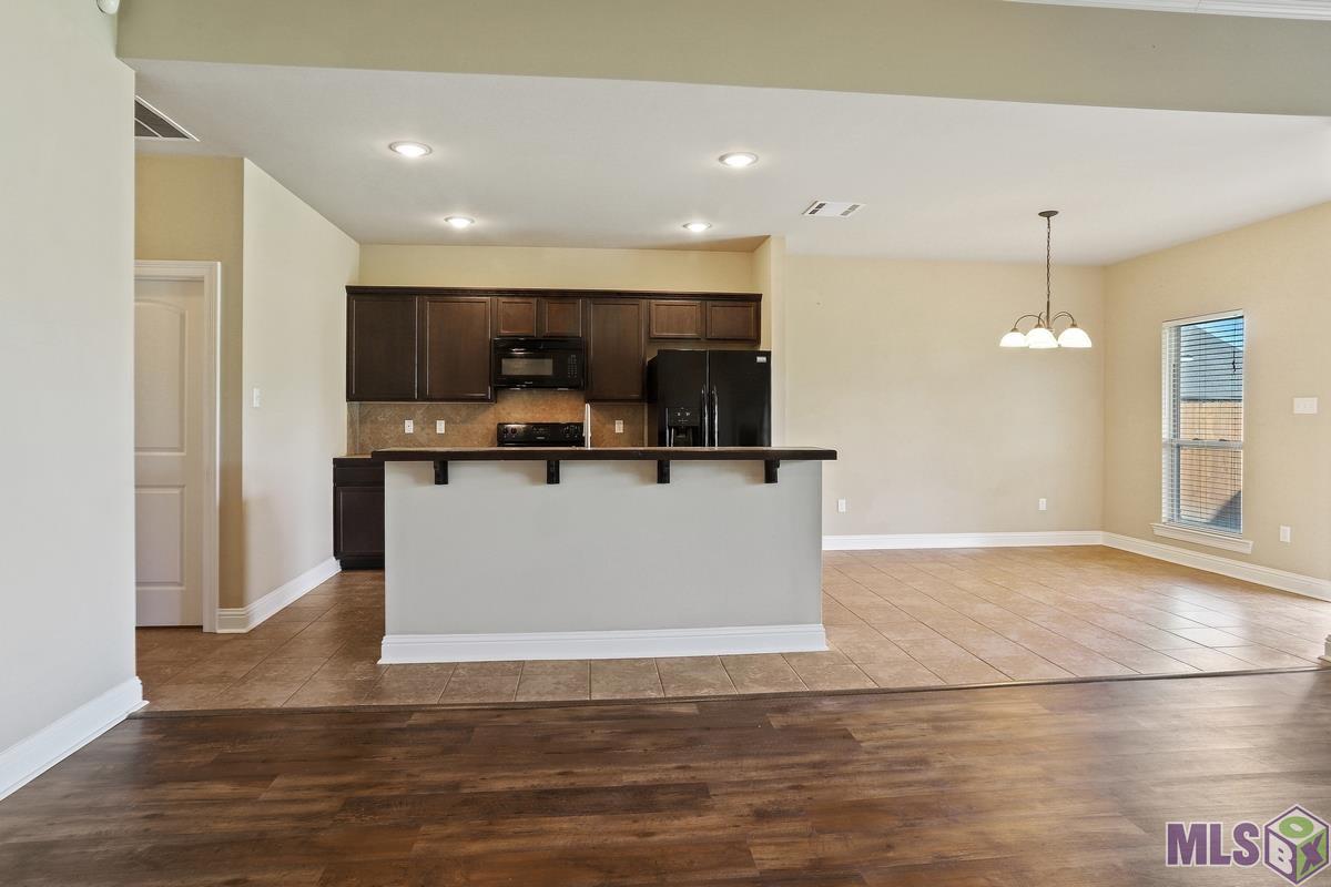 33730 Clinton Allen Road Denham Springs, LA 70706 - Photo 6 of 21