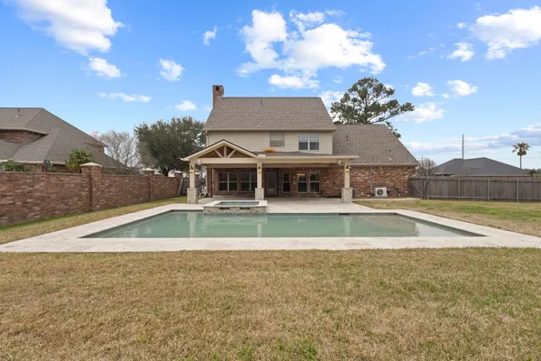 $439,000 | 6305 Meadow Mist Drive, Orange, TX 77632