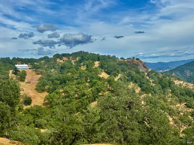 $2,950,000 | 2371 McNab Ranch Road, Ukiah, CA 95482