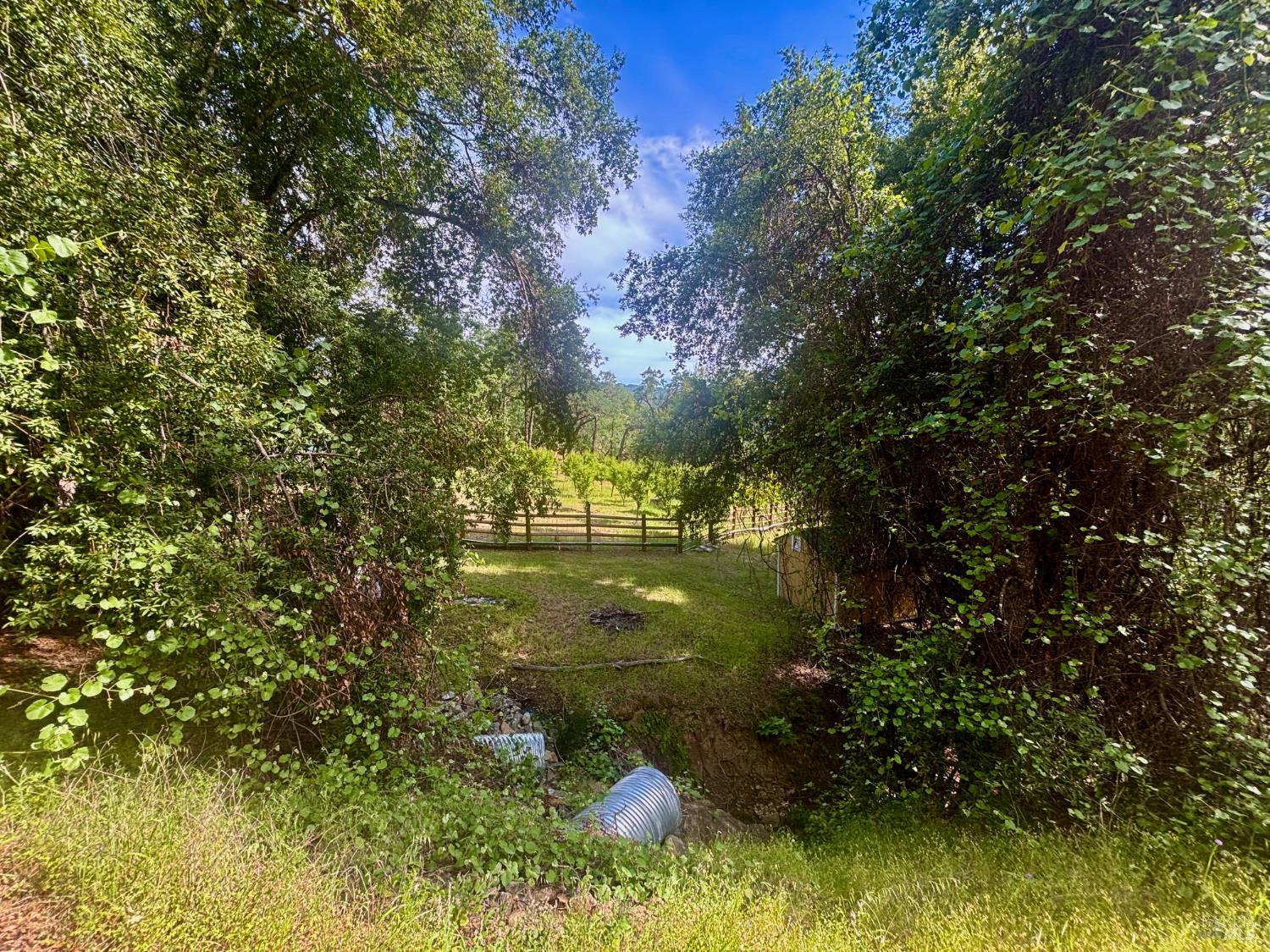 2371 McNab Ranch Road Ukiah, CA 95482 - Photo 25 of 93