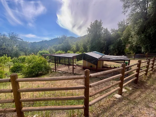 $2,950,000 | 2371 McNab Ranch Road, Ukiah, CA 95482