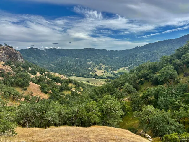 $2,950,000 | 2371 McNab Ranch Road, Ukiah, CA 95482