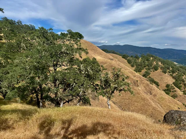$2,950,000 | 2371 McNab Ranch Road, Ukiah, CA 95482
