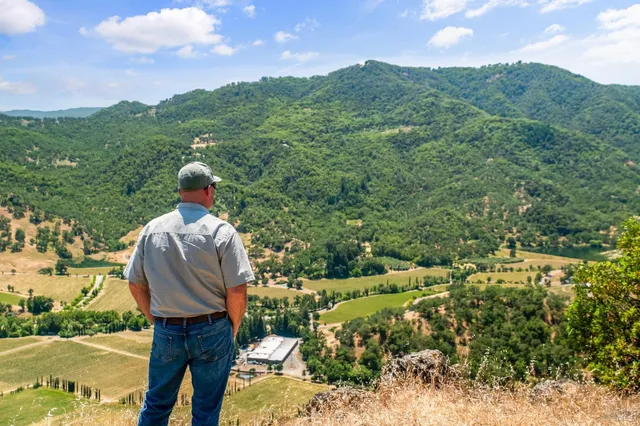 $2,950,000 | 2371 McNab Ranch Road, Ukiah, CA 95482