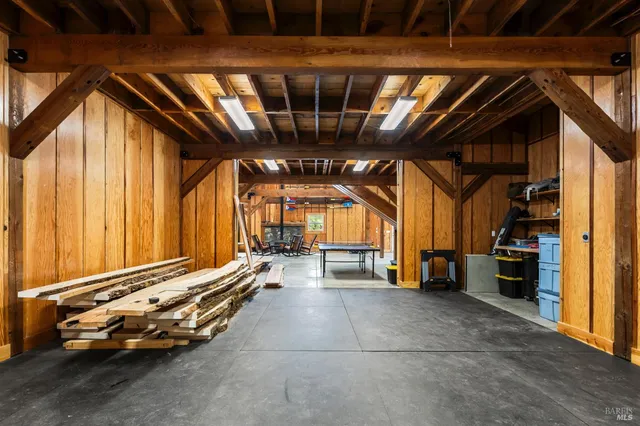 $2,950,000 | 2371 McNab Ranch Road, Ukiah, CA 95482