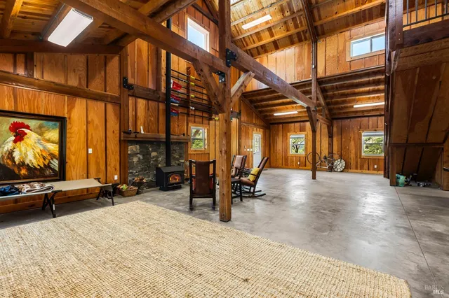 $2,950,000 | 2371 McNab Ranch Road, Ukiah, CA 95482