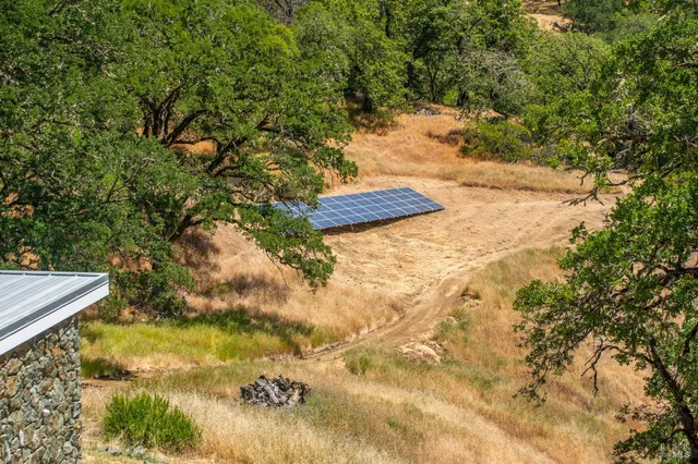 $2,950,000 | 2371 McNab Ranch Road, Ukiah, CA 95482