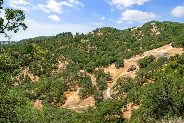 $2,950,000 | 2371 McNab Ranch Road, Ukiah, CA 95482