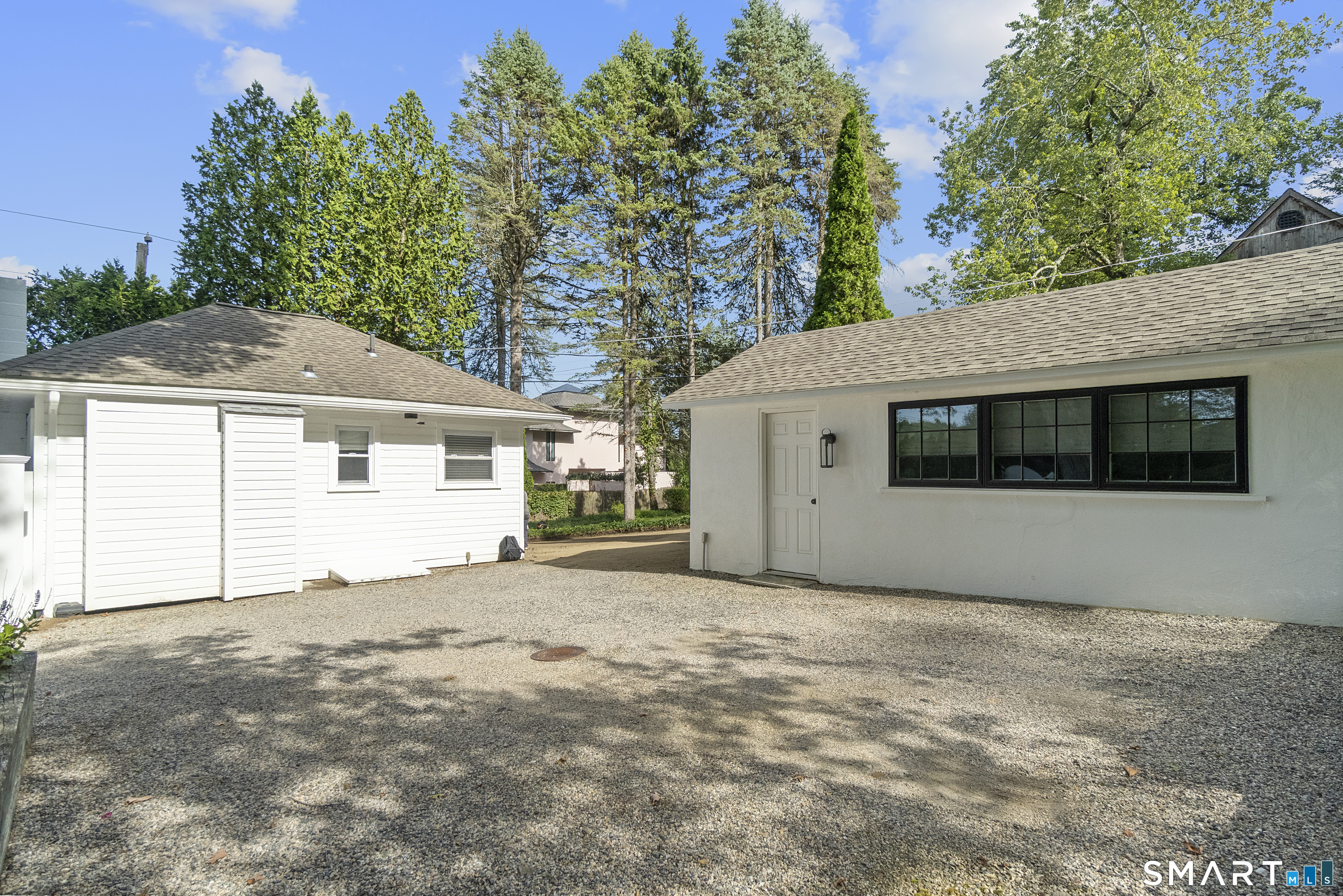 215 Mamanasco Road, Unit 215 Ridgefield, CT 06877 - Photo 18 of 23 Gallery Image 18