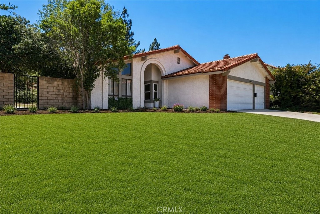 11841 Laughton Way Porter Ranch, CA 91326 - Photo 3 of 26 Gallery Image 3