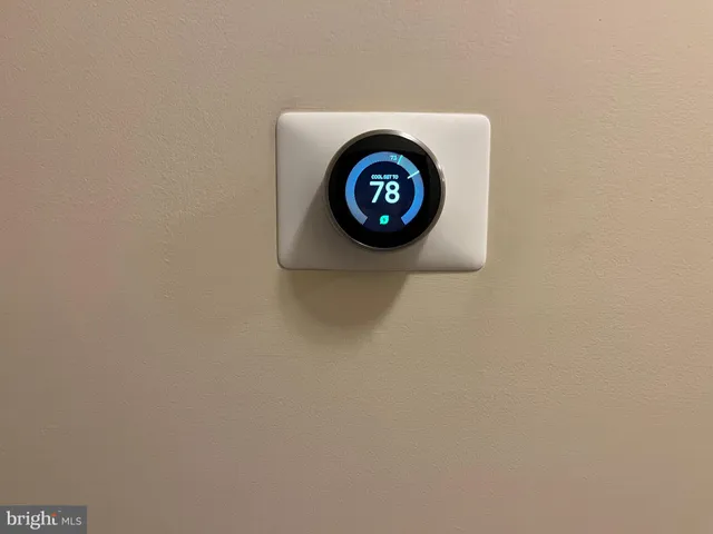 $2,300 | 113 B Hotchkiss Street, Fredericksburg, VA 22408