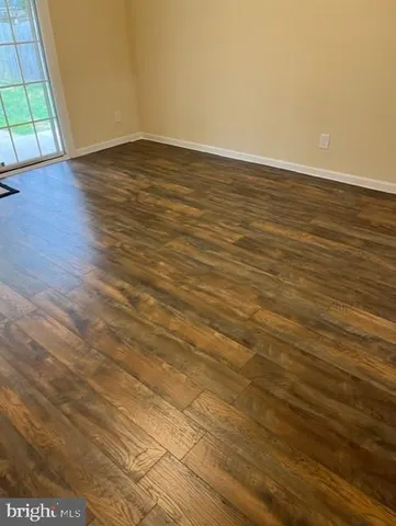 $2,300 | 113 B Hotchkiss Street, Fredericksburg, VA 22408