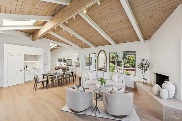 $1,695,000 | 17 Longwood Drive, San Rafael, CA 94901