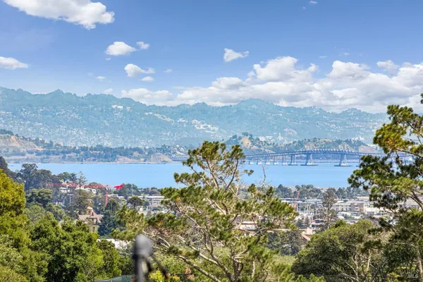 $1,695,000 | 17 Longwood Drive, San Rafael, CA 94901