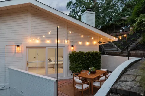 $1,695,000 | 17 Longwood Drive, San Rafael, CA 94901