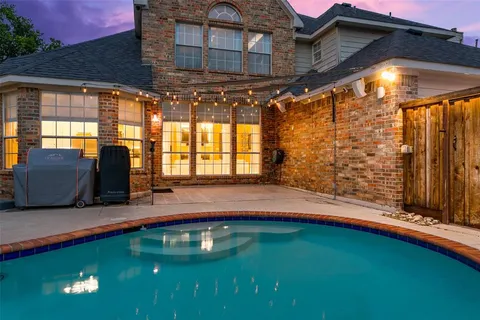 a view of an indoor swimming pool