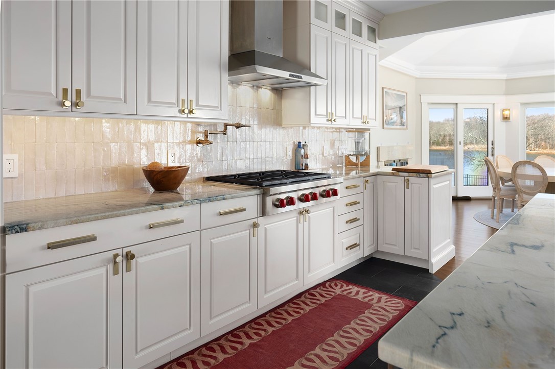 1090 Buttonwoods Avenue Warwick, RI 02886 - Photo 13 of 50