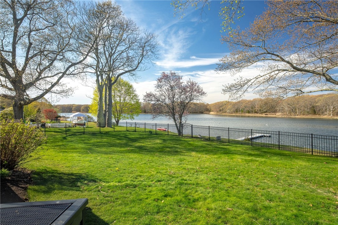 1090 Buttonwoods Avenue Warwick, RI 02886 - Photo 46 of 50