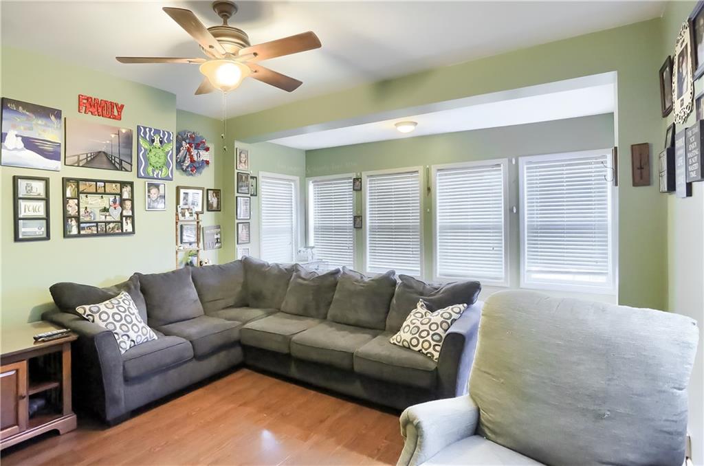 17 Spring Street Pittsburgh, PA 15223 - Photo 5 of 20 Gallery Image 5