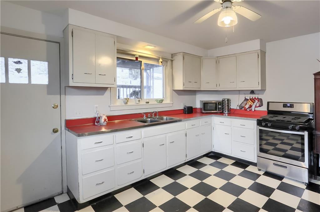 17 Spring Street Pittsburgh, PA 15223 - Photo 10 of 20 Gallery Image 10