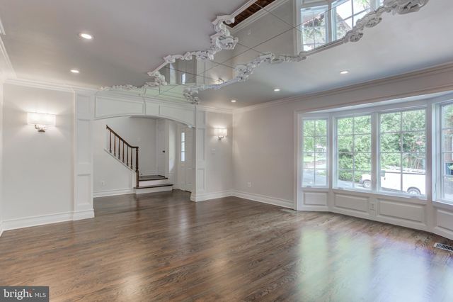 $1,400,000 | 6857 St Albans Road, McLean, VA 22101