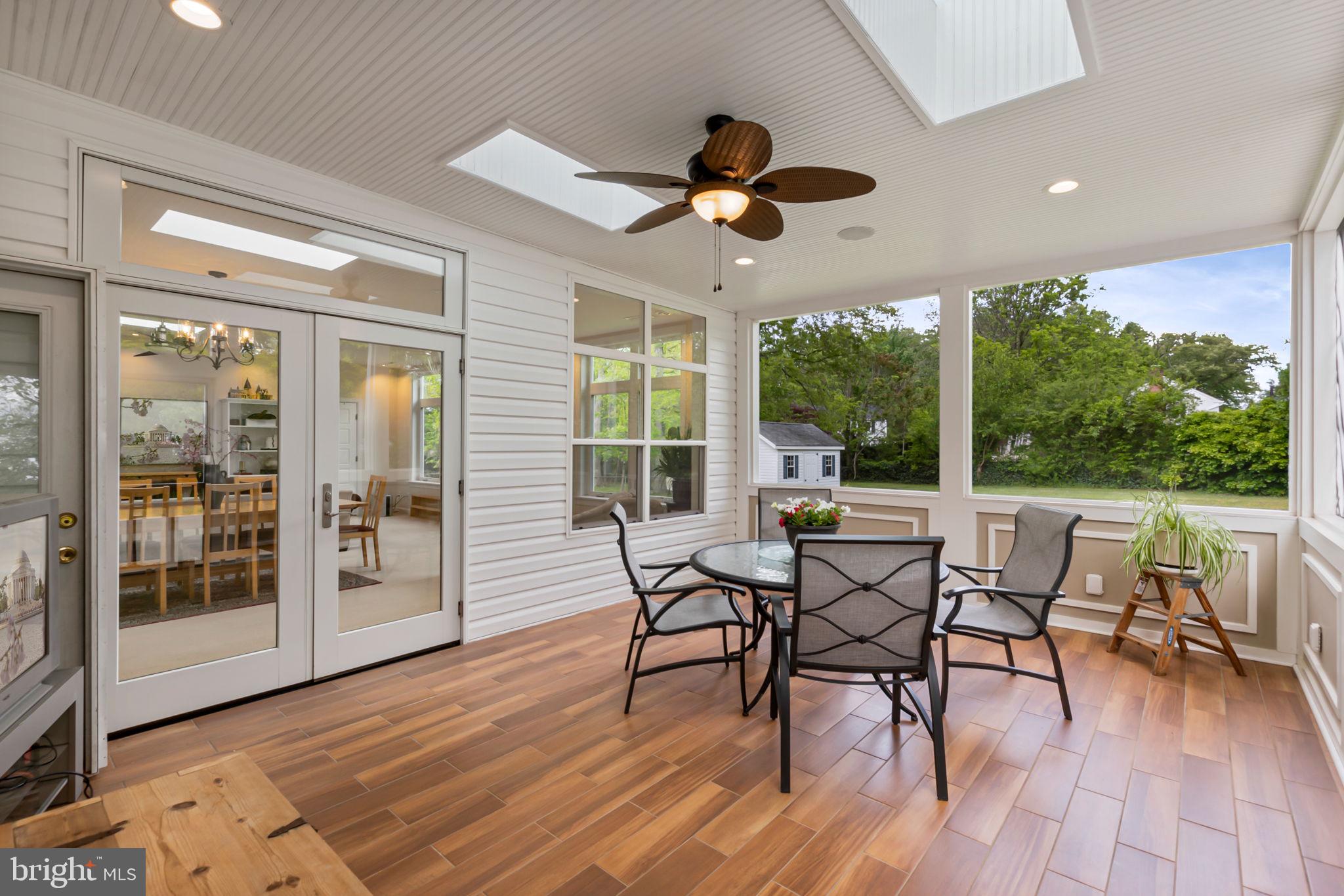 13157 Morning Spring Lane Fairfax, VA 22033 - Photo 14 of 52