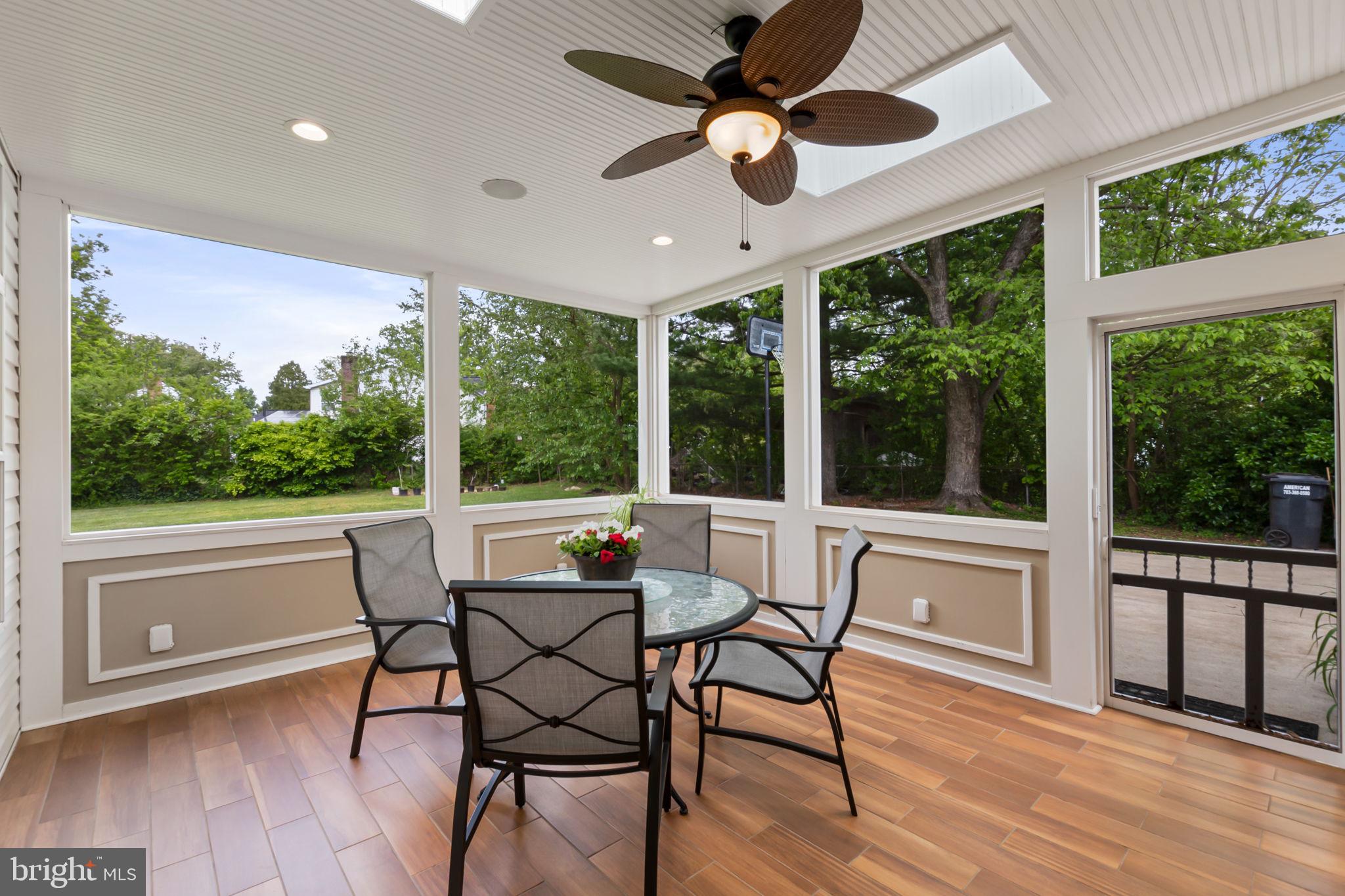 13157 Morning Spring Lane Fairfax, VA 22033 - Photo 15 of 52