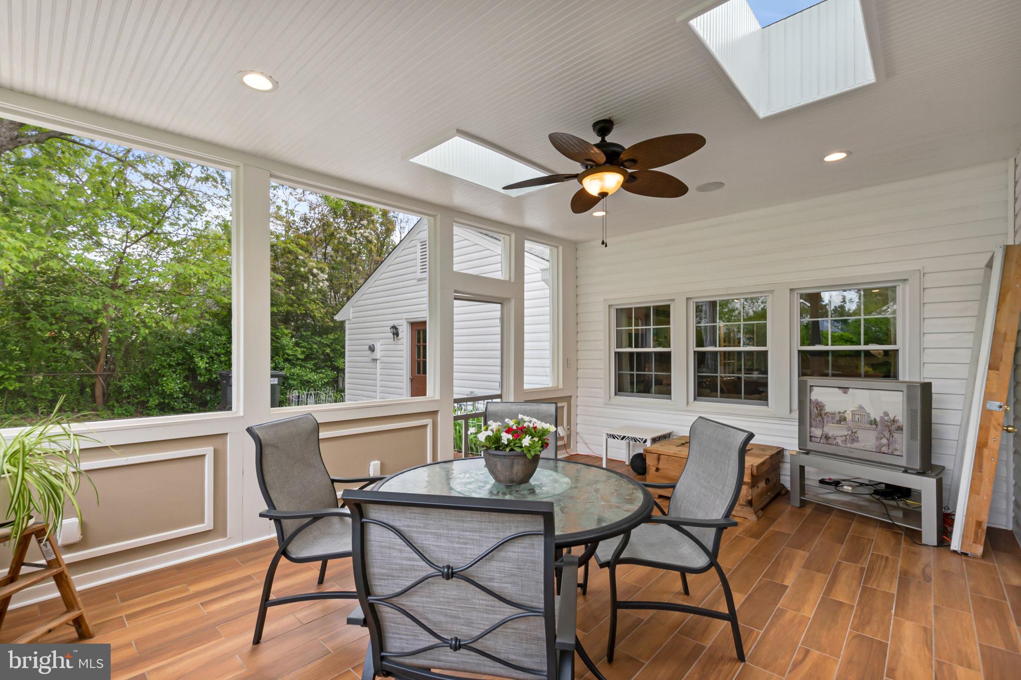 13157 Morning Spring Lane Fairfax, VA 22033 - Photo 16 of 52