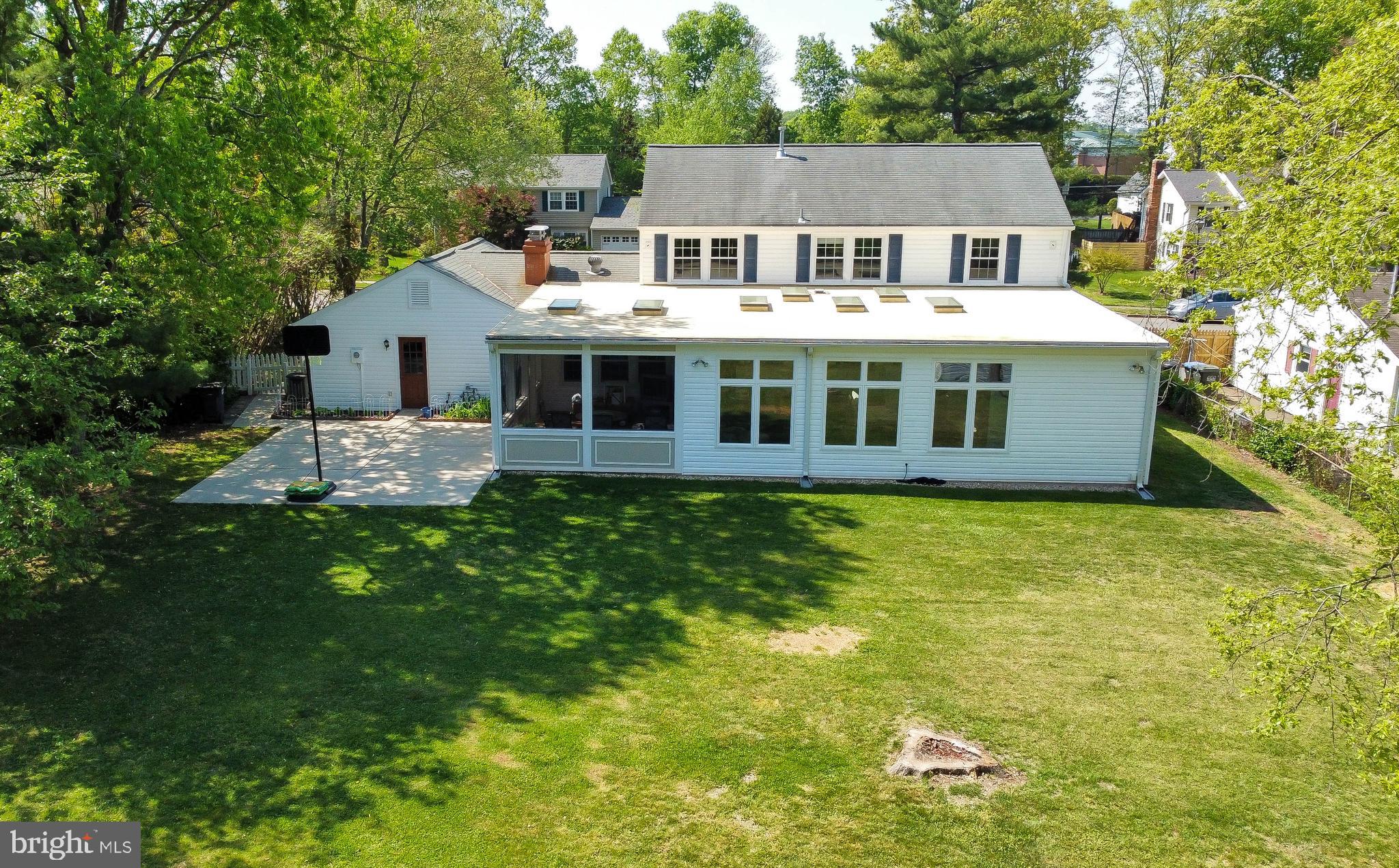 13157 Morning Spring Lane Fairfax, VA 22033 - Photo 2 of 52