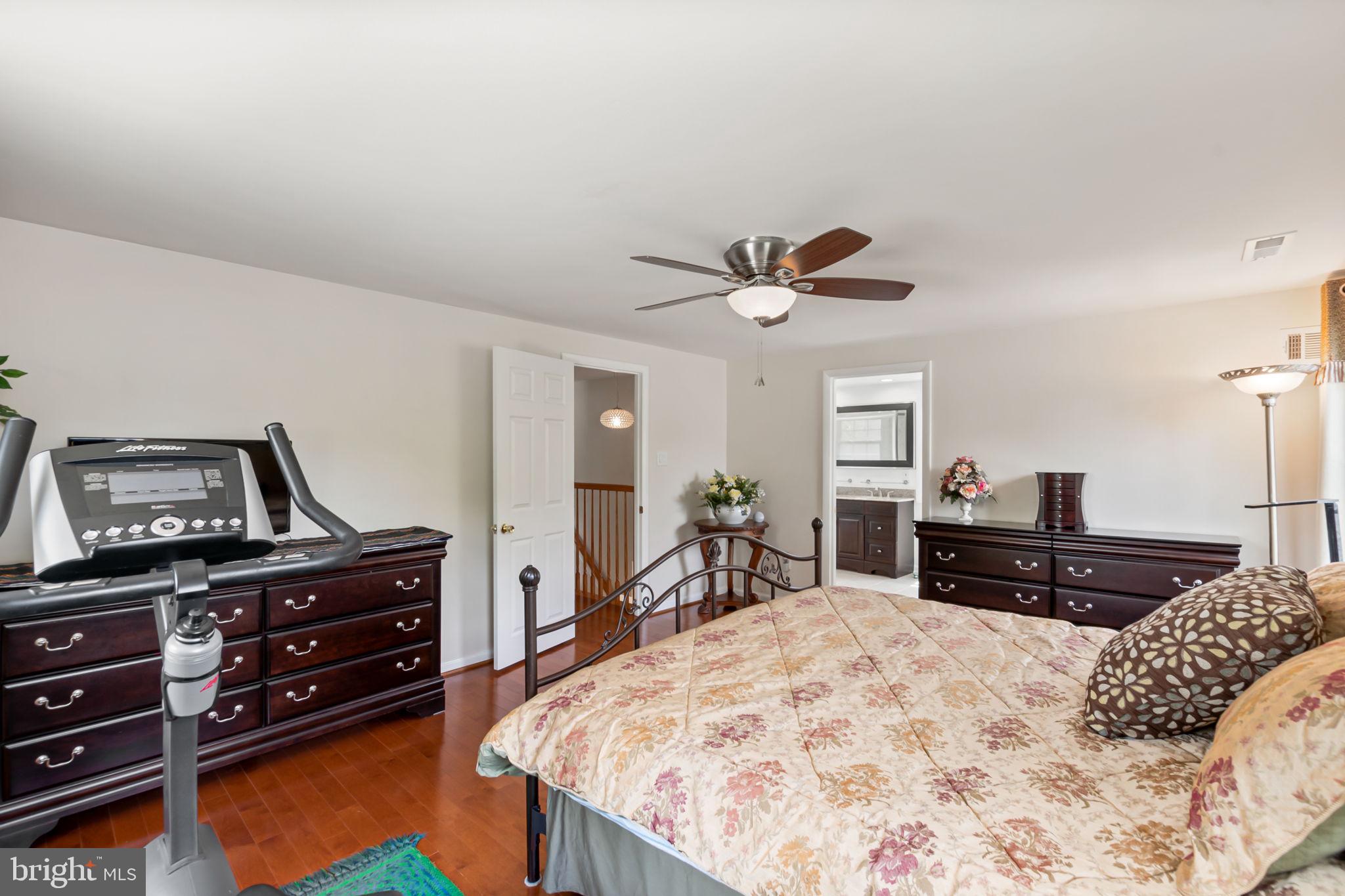 13157 Morning Spring Lane Fairfax, VA 22033 - Photo 33 of 52