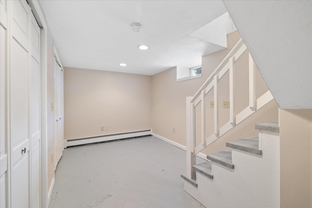 56 Idalla Road Worcester, MA 01606 - Photo 25 of 38 Gallery Image 25