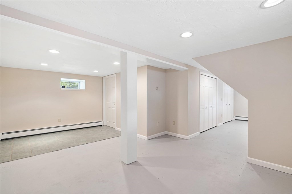56 Idalla Road Worcester, MA 01606 - Photo 26 of 38 Gallery Image 26