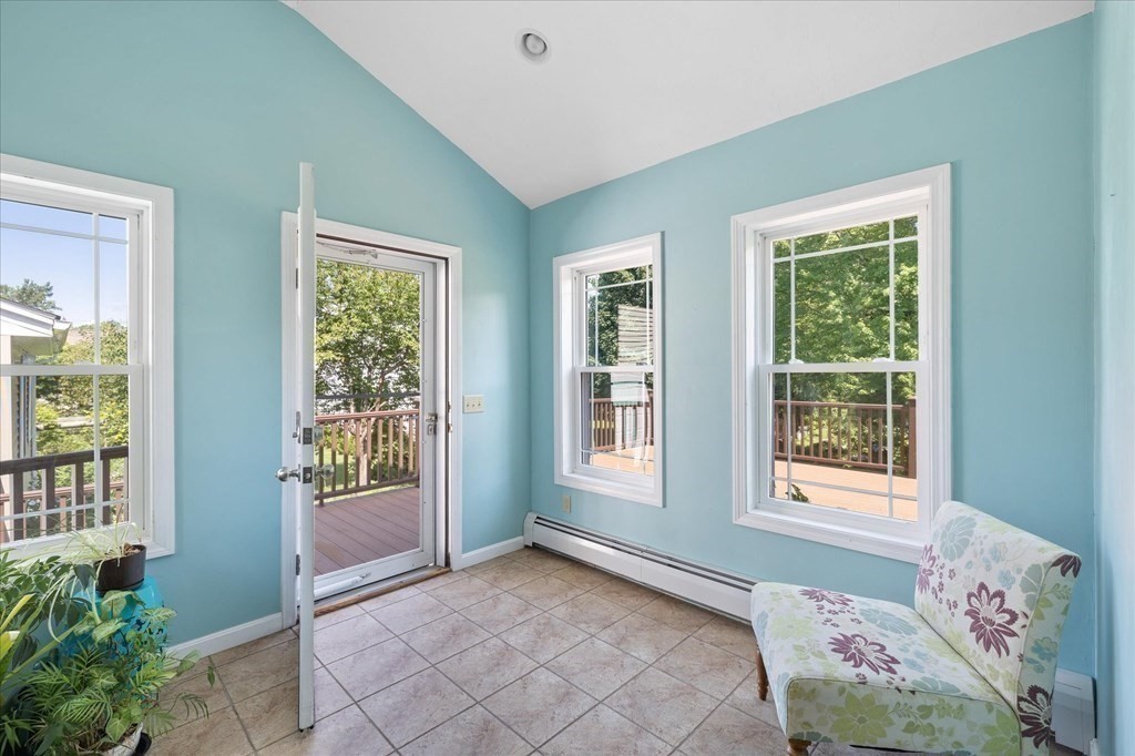 56 Idalla Road Worcester, MA 01606 - Photo 6 of 38 Gallery Image 6