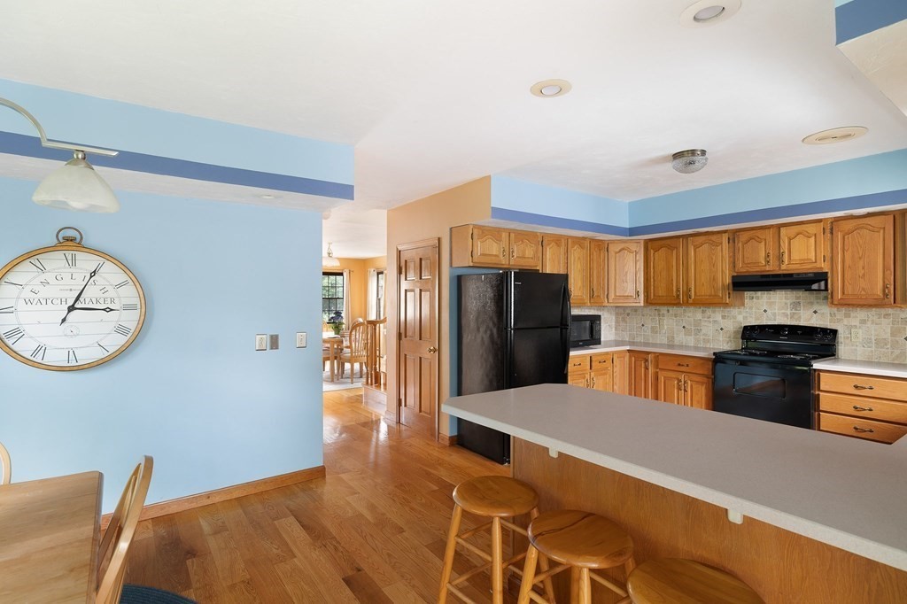 56 Idalla Road Worcester, MA 01606 - Photo 9 of 38 Gallery Image 9