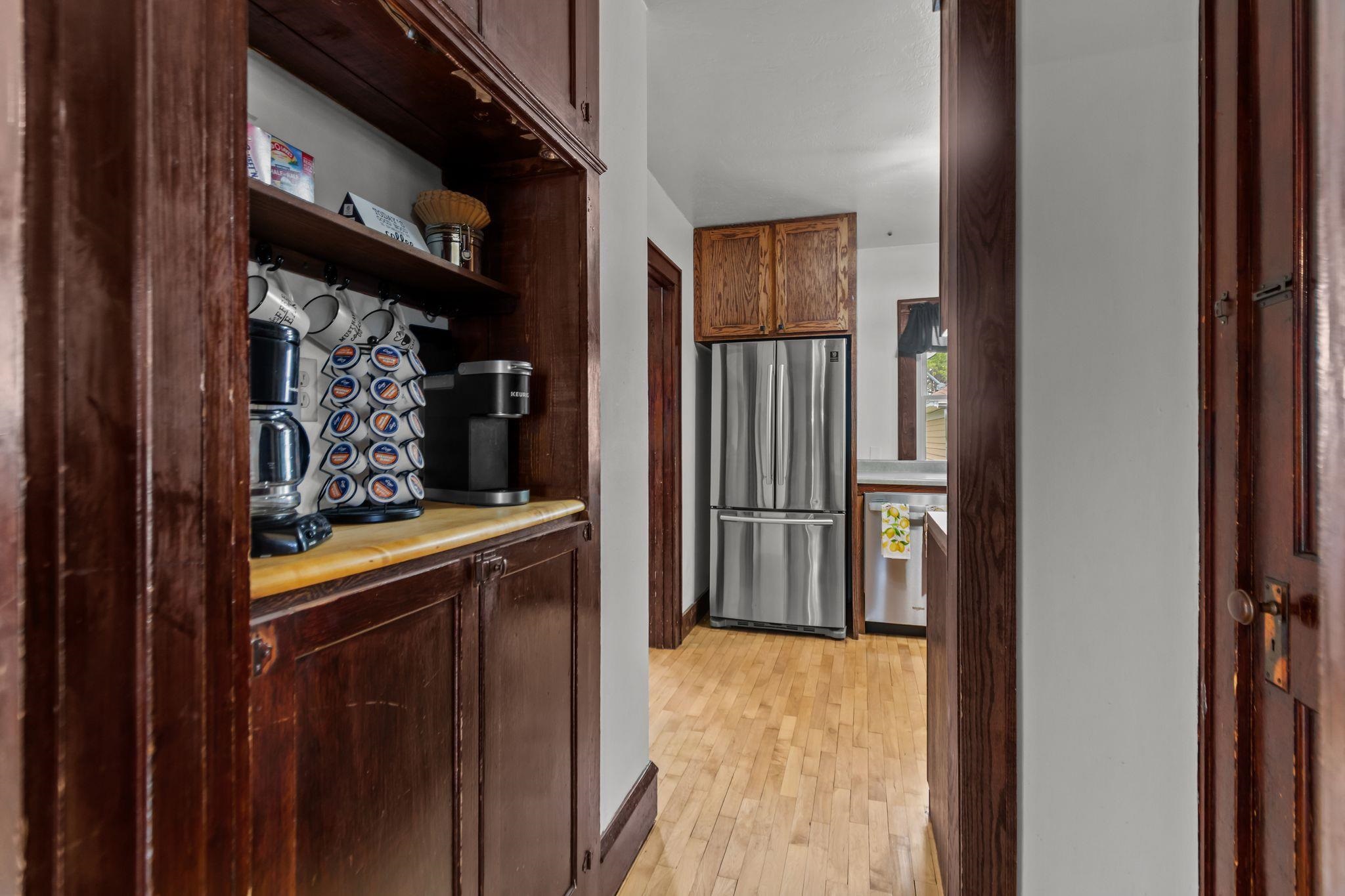 1028 West Summer Street Appleton, WI 54914 - Photo 6 of 32