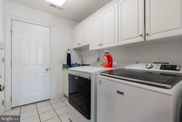 $674,900 | 3741 Davis Road, Penn Laird, VA 22846