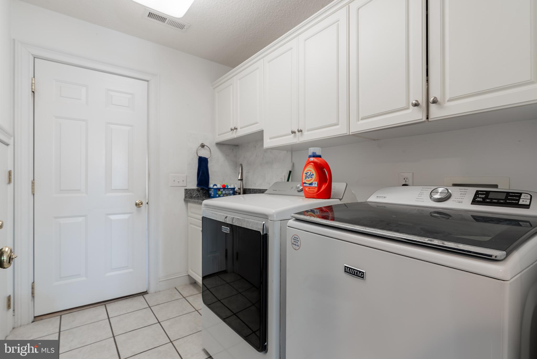 3741 Davis Road Penn Laird, VA 22846 - Photo 60 of 93 a utility room with dryer and washer