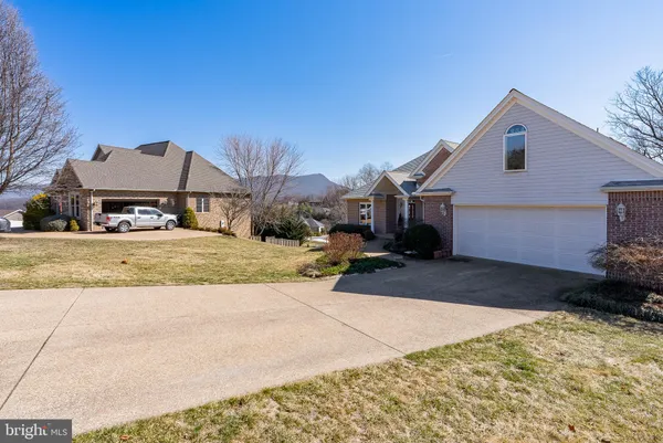 $674,900 | 3741 Davis Road, Penn Laird, VA 22846