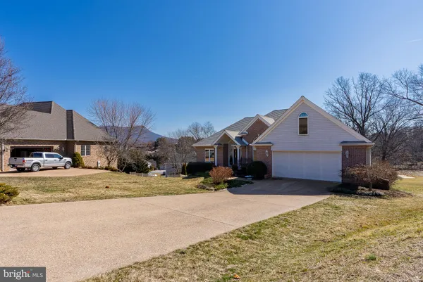 $674,900 | 3741 Davis Road, Penn Laird, VA 22846