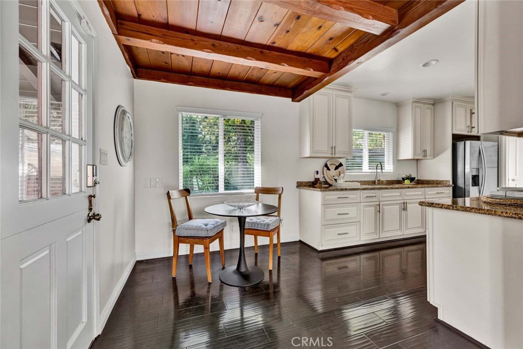 5411 Cadbury Road Whittier, CA 90601 - Photo 12 of 50 Charming breakfast nook.