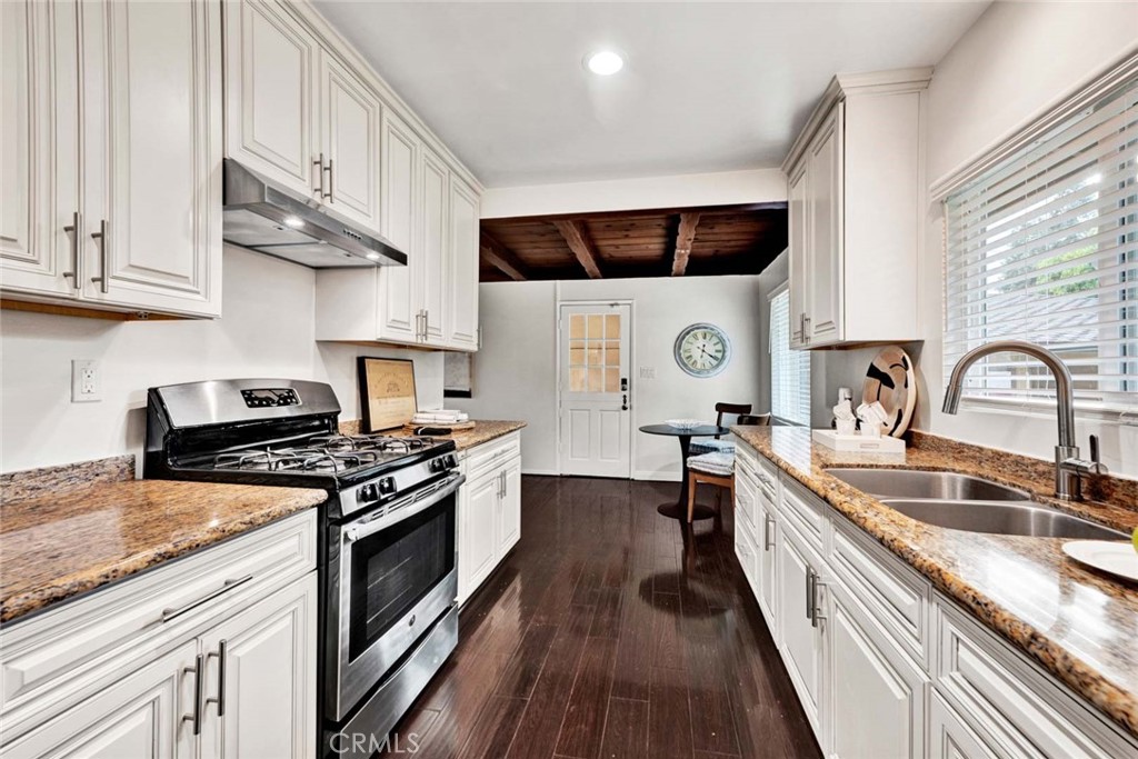 5411 Cadbury Road Whittier, CA 90601 - Photo 14 of 50 Remodeled kitchen with soft close cabinets, drawers, recessed lighting, and stainless steel appliances