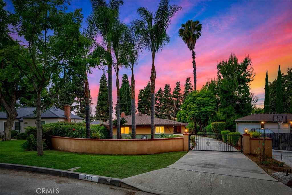 5411 Cadbury Road Whittier, CA 90601 - Photo 2 of 50 Beautiful private retreat