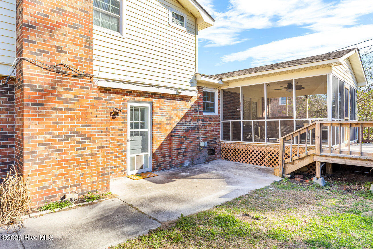22 Pelican Point Road Wilmington, NC 28409 - Photo 31 of 32 059_22_pelican_point-32