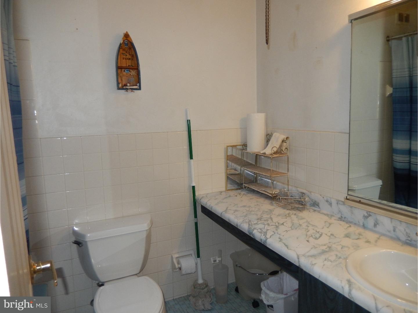 9911 Sandy Road Philadelphia, PA 19115 - Photo 19 of 19 Bathroom