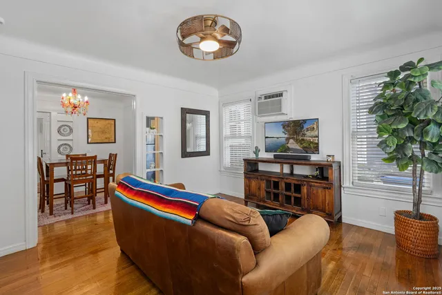 $415,000 | 118 Callaghan Avenue, San Antonio, TX 78210