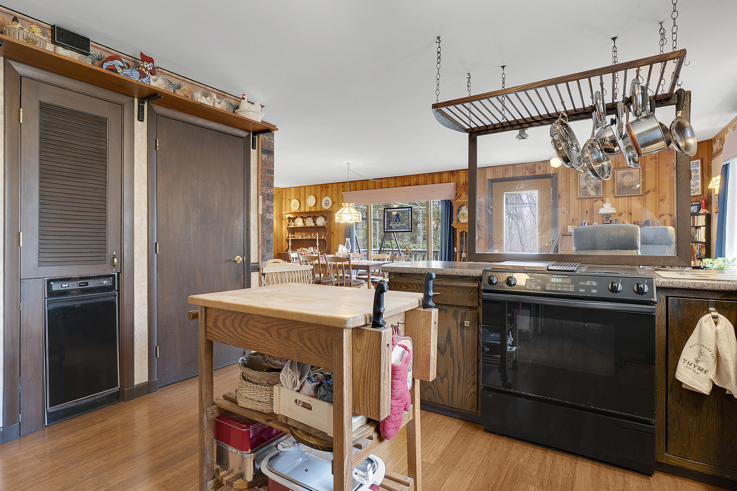 417 Middle Road Falmouth, ME 04105 - Photo 12 of 76 49_417middle-62