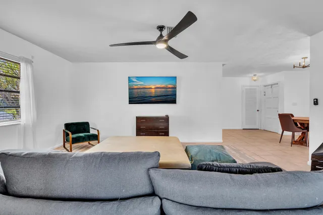 $2,550 | 313 Northwest 42nd Street, Boca Raton, FL 33431