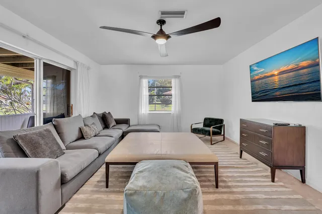 $2,550 | 313 Northwest 42nd Street, Boca Raton, FL 33431