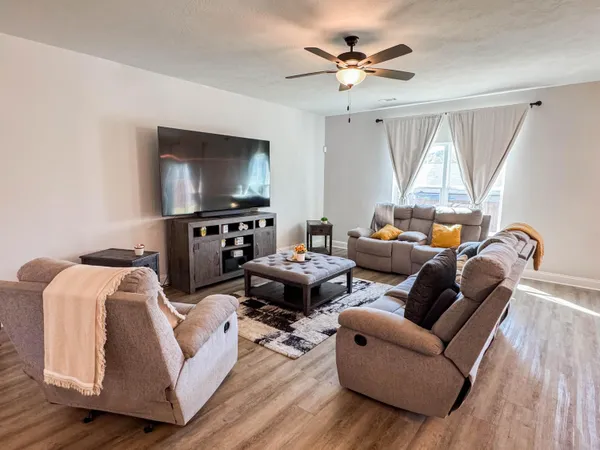 $2,050 | 907 Sweet Grass Circle, Harlem, GA 30814