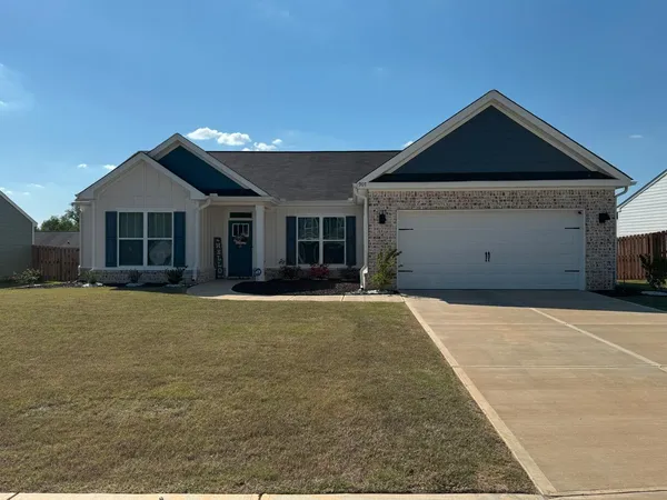 $2,050 | 907 Sweet Grass Circle, Harlem, GA 30814